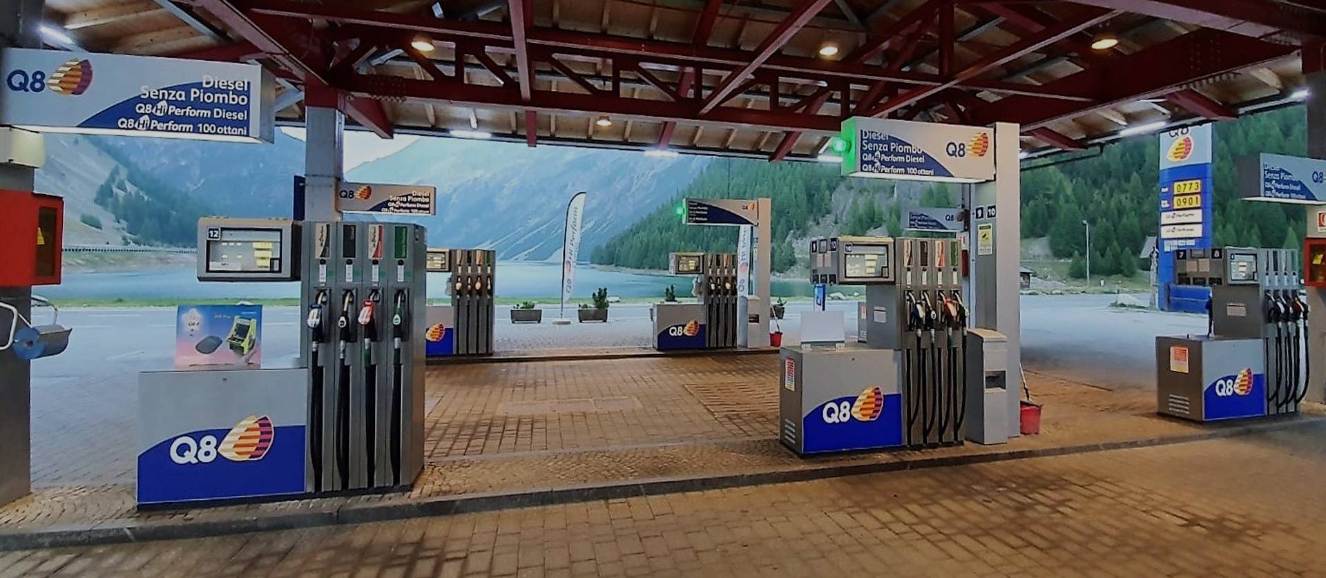 Fill up the tank with us